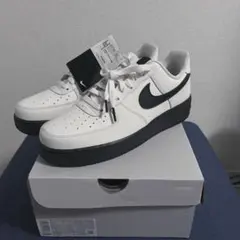 ナイキ ウィメンズ エアフォース1 07ブラック ファントム セメントグレー