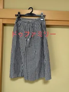ドゥファミリー膝丈スカートのサムネイル