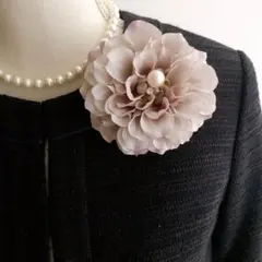 入学式　卒業式　ダリアのシンプル１輪コサージュ　ラベンダークリーム　入園式卒園式