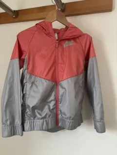 ナイキ　ウインドブレーカー　140