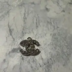 CHANEL CCロゴシルバーチャーム クリスタル装飾