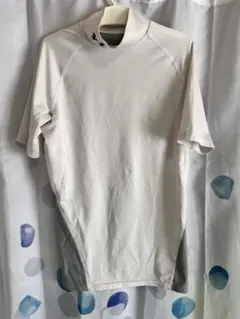 アンダーアーマー ハイネックTシャツ トップス SM ホワイト グレー