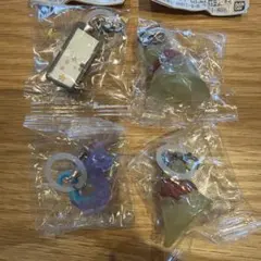 モンスターズインク　めじるしアクセサリー　ガチャガチャ