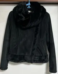 marado toroフェイクファースヌード付きスウェード調ノーカラージャケット