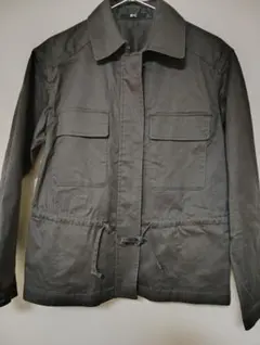 ユニクロC　白石麻依着用　ダークグリーン ミリタリージャケット