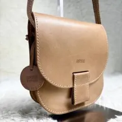 BREE ブリー ヌメ革 オールレザー ミニショルダーバッグ　レザータグ付のサムネイル