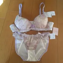 ラベンダー 花柄 ブラジャーとショーツ セット