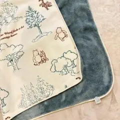 美品『UNIQLO』ユニクロ　ブランケット　くまのプーさん　膝掛け