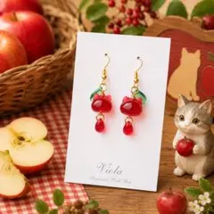 数量限定【ピアス/イヤリング】猫×さくらんぼ 揺れる 果物 一粒ver