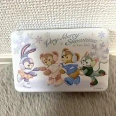 ディズニー　ダッフィー お菓子缶　Very Merry Snowtime