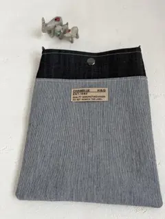 スマホショルダー　サコッシュ　斜めがけバック　お出かけバック