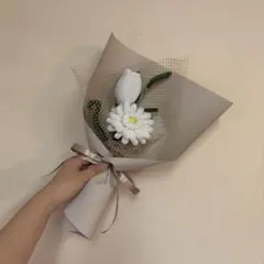 ホワイトモールフラワー花束