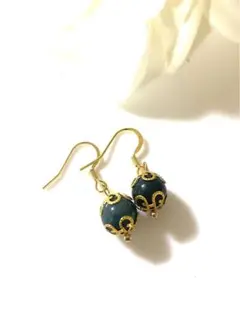 天然石ピアス〈アゲート〉グリーン金属アレルギー対応　サージカルステンレス使用