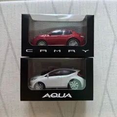 トヨタ AQUA CAMRY プルバックカー セットのサムネイル