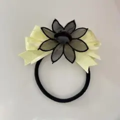 ハンドメイド　リボン　ひまわりイメージ　ヘアゴム　イエロー　ブラック　りんご