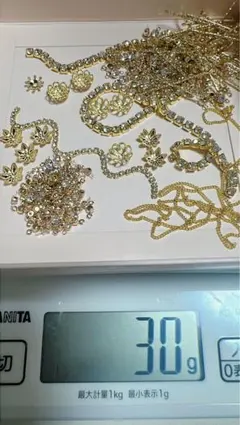 アクセサリーパーツ　ラインストーン、チェーン等　まとめ売り(30g)