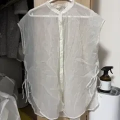 GU シースルー ホワイト 白 ベスト