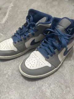 Nike Air Jordan 1 Mid True Blue