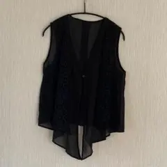 レディースベスト　サイズ38 黒
