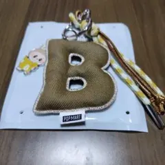 POPMART　PIN FOR LOVE　ラブブ　イニシャル　チャーム　【Ｂ】