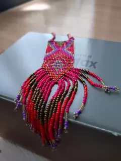 ネックレス　ビーズ編み込み