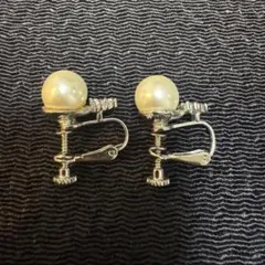 シルバー系パール風ボールイヤリング