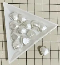ビーズ　パール風　ハート　ダイヤカット　10個