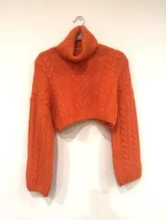 ZARA オレンジ ケーブル編み クロップドニット