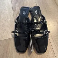 ZARA ハートビジュー付き ミュール ブラック サイズ35のサムネイル