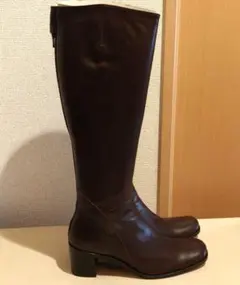 Item thumbnail for item 9c7ec050-f0d2-4bb7-85ad-018ab53ef483