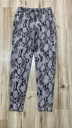 上 jazzercise ヘビ柄スパッツ XS/Sサイズ 上様専用 jazzercise ヘビ柄スパッツ XS/Sサイズ - メルカリ