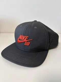 NIKE SB キャップ 帽子 ブラック 通気性抜群