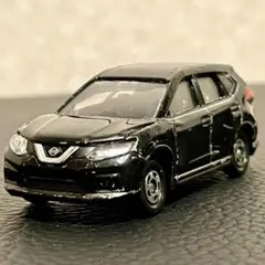 トミカ　日産エクストレイル　ブラック　黒