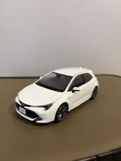 Toyota Corolla Sport カラーサンプル　ミニカーのサムネイル