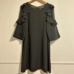 【ジルスチュアート】パーティードレス 肩フリルデザイン シースルー 黒色 M