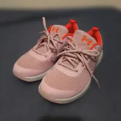 ★Under Armour スニーカー ピンク オレンジ★美品のサムネイル