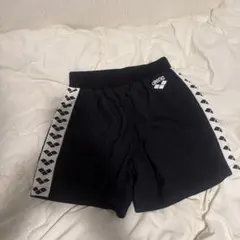 r*m様 arena ショートパンツ ブラックのサムネイル