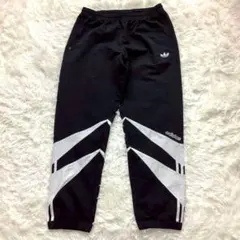 Item thumbnail for item 7c13a030-3a46-4cc5-9bee-3c254474aac7