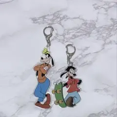 ディズニーストア アクリルキーホルダー グーフィー マックス
