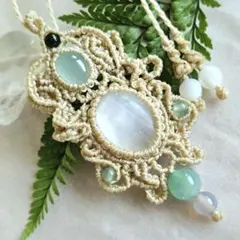 マクラメネックレス☆セレナイト×シーブルーカルセドニー×グリーンアベンチュリン