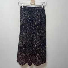 アースミュージックアンドエコロジー　花　ロングスカート　ブラック　ウエストゴム