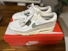 NIKE エアマックス90 24cm