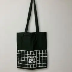 Item thumbnail for item c78e4195-48a2-4bd4-95ae-a90a0bb9e30c