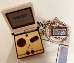 Nintendo ゲームボーイアドバンスSP&カセット　ツインキーホルダー
