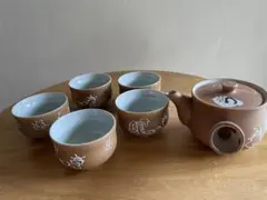 美品 京都雲楽窯 茶器セット 京焼清水焼 桜もみじ 陶器 湯呑み茶碗 急須 ペア 京都雲楽窯/清水焼@茶器セット/桜もみじ/陶器/湯呑み4点/急須1点