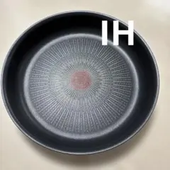 Item thumbnail for item d0d2e076-1dca-4507-b697-b91d9881ddc9