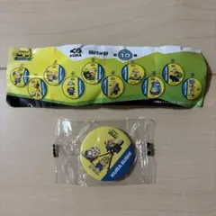 くら寿司 びっくらぽん ミニオンズ ミニオン 缶バッジ 非売品 2番のサムネイル