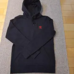 adidas フード付きパーカー M 黒