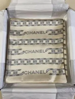 未使用！CHANEL シャネル　チェーン柄 シルク スカーフのサムネイル