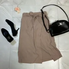 マジェスティックレゴン リボンタイ付き タイトスカート ベージュ スリット 上品